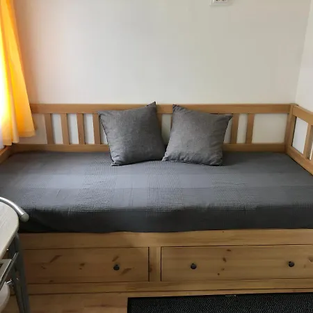 Oda ve Kahvaltı Tiszavirag Panzio Es Ueduelokoezpont