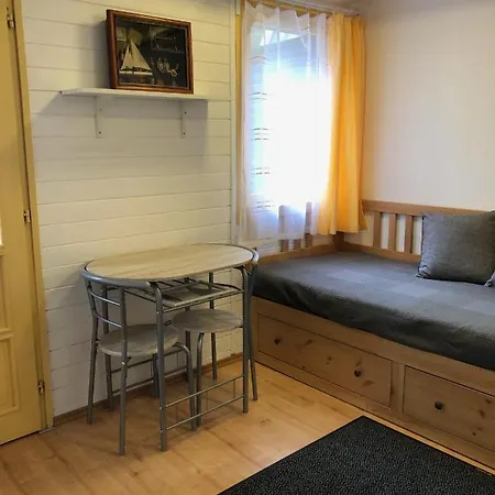 Tiszavirag Panzio Es Ueduelokoezpont