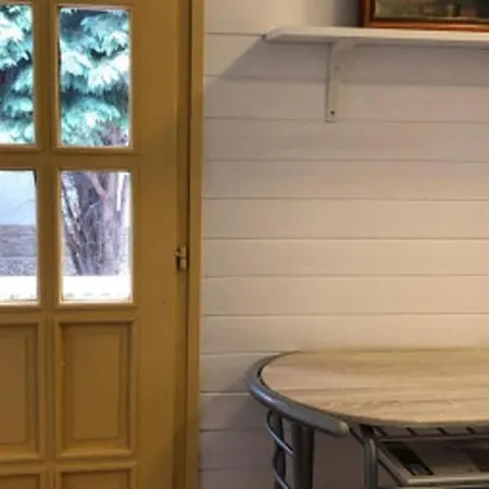 Tiszavirag Panzio Es Ueduelokoezpont Bed & Breakfast Tiszafured
